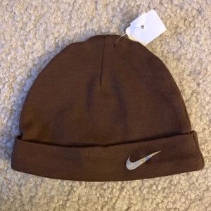 NWT Nike infant 0-9mo knit logo beanie